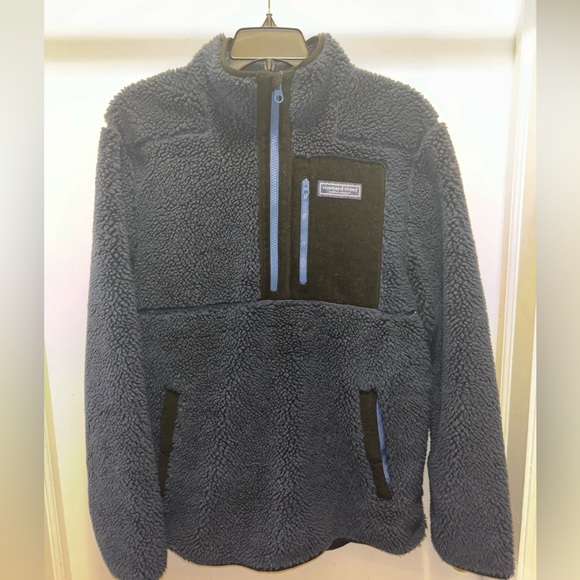 Vineyard Vines Other - BRAND NEW. Accidentally took the tags off.